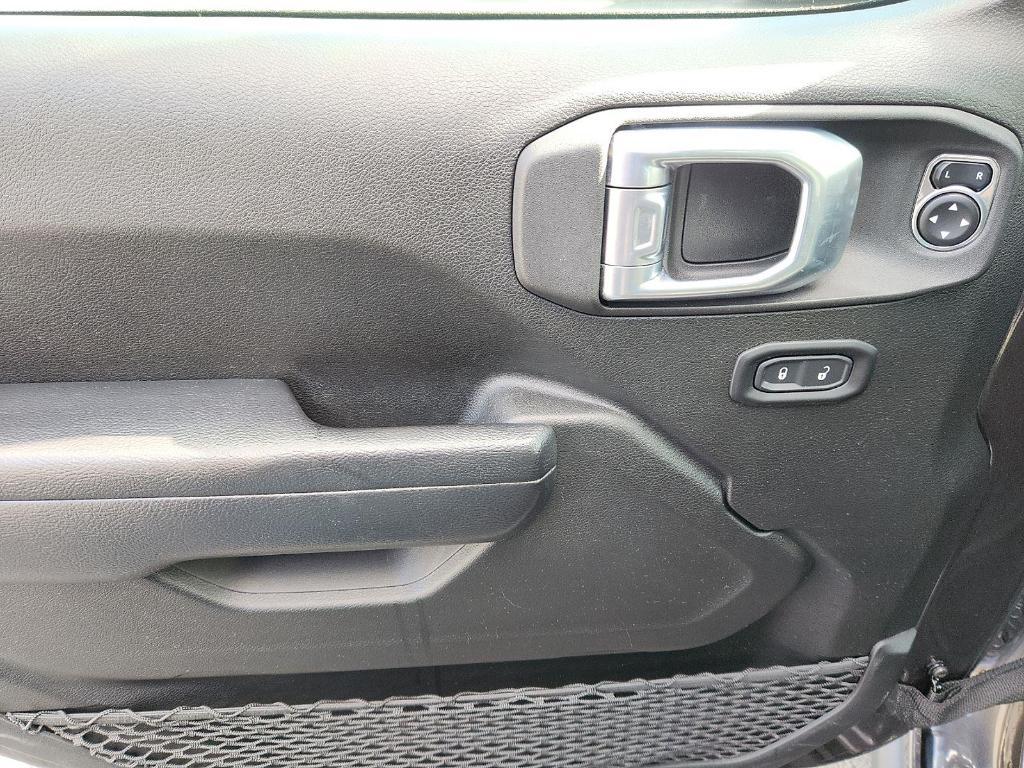 used 2021 Jeep Wrangler Unlimited car, priced at $31,250