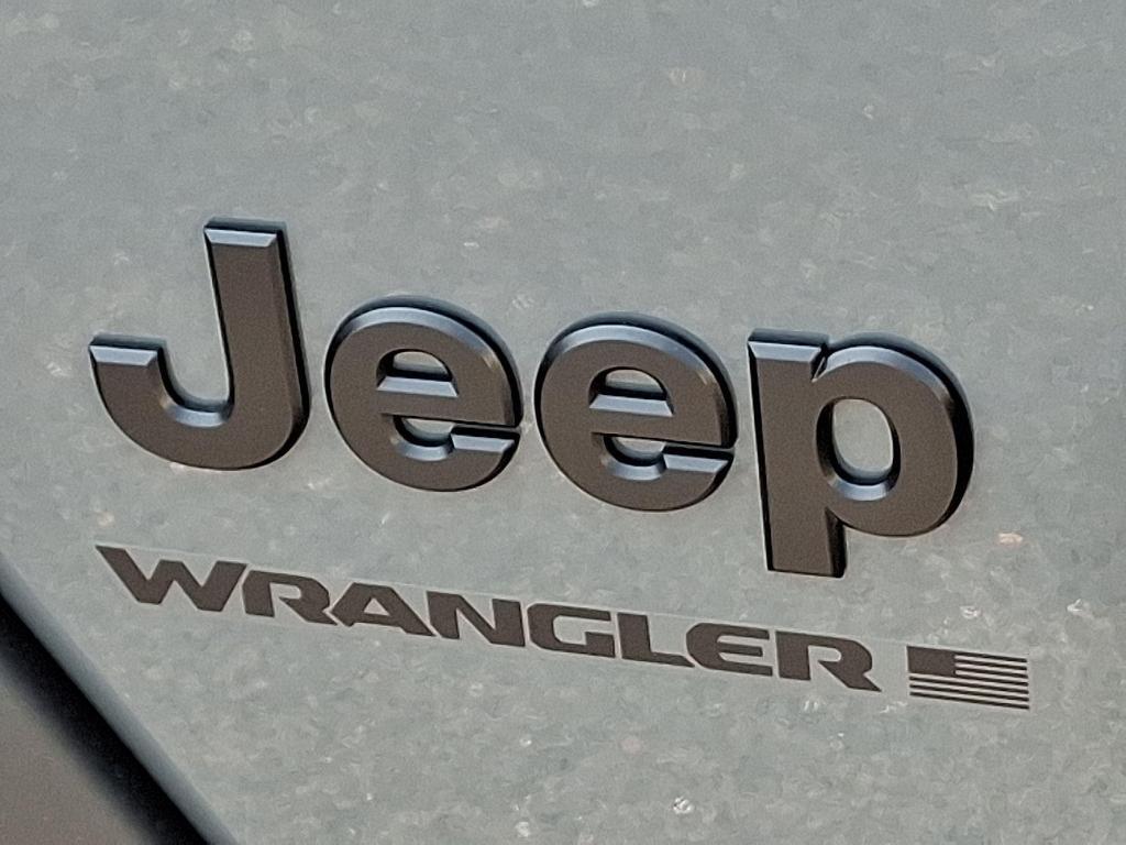 new 2025 Jeep Wrangler car, priced at $34,168