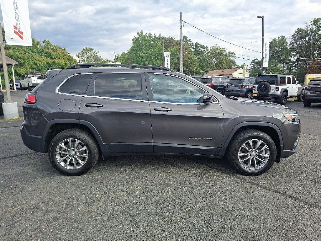 used 2022 Jeep Cherokee car, priced at $21,580