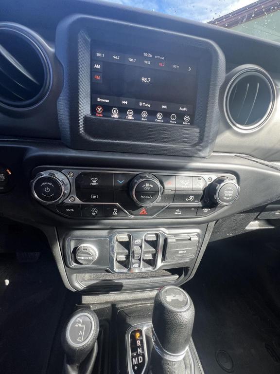 used 2022 Jeep Wrangler Unlimited car, priced at $34,200