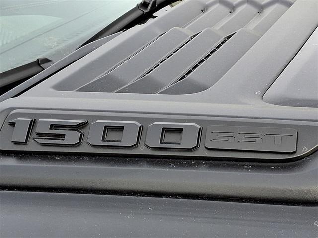 new 2025 Ram 1500 car, priced at $64,827