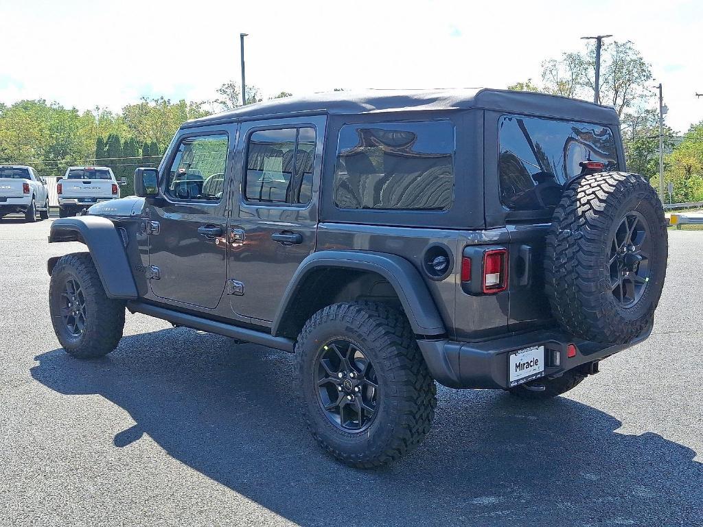 new 2025 Jeep Wrangler car, priced at $45,091
