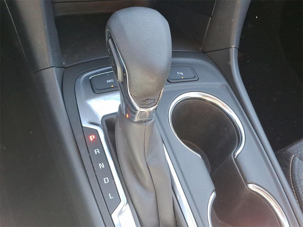 used 2022 Chevrolet Equinox car, priced at $21,995
