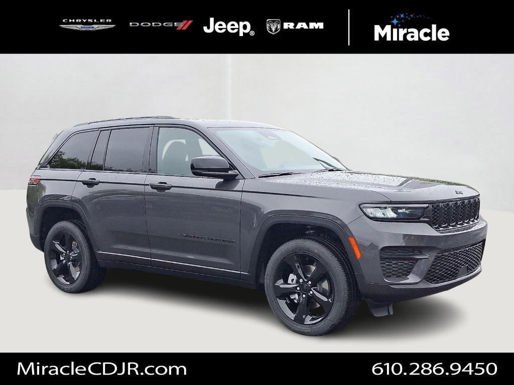 new 2025 Jeep Grand Cherokee car, priced at $42,316