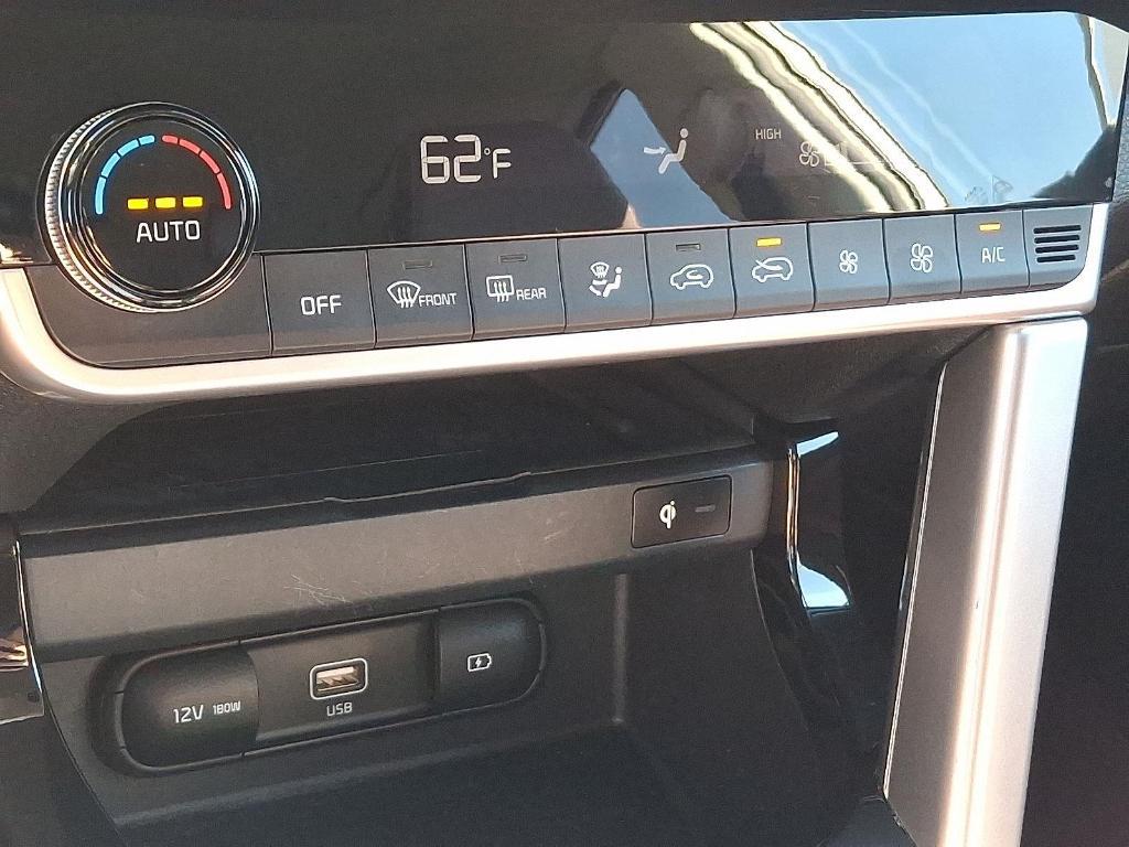 used 2023 Kia Seltos car, priced at $21,895