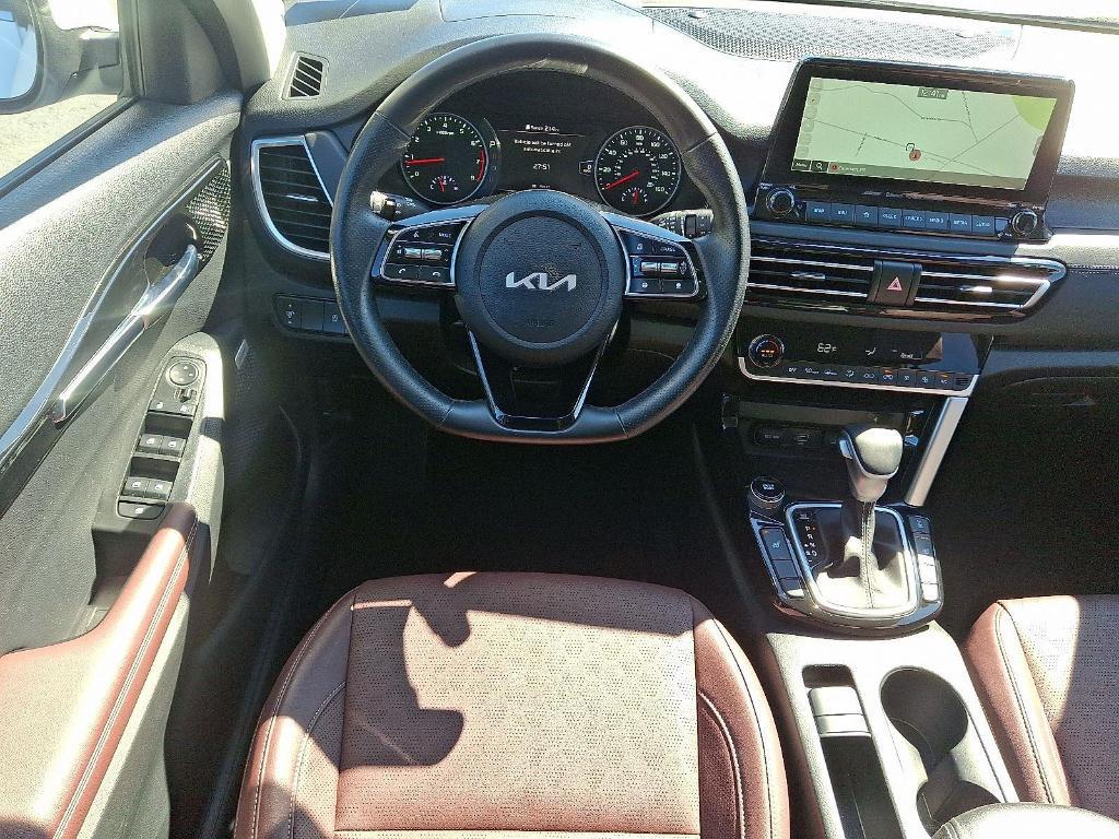 used 2023 Kia Seltos car, priced at $21,895
