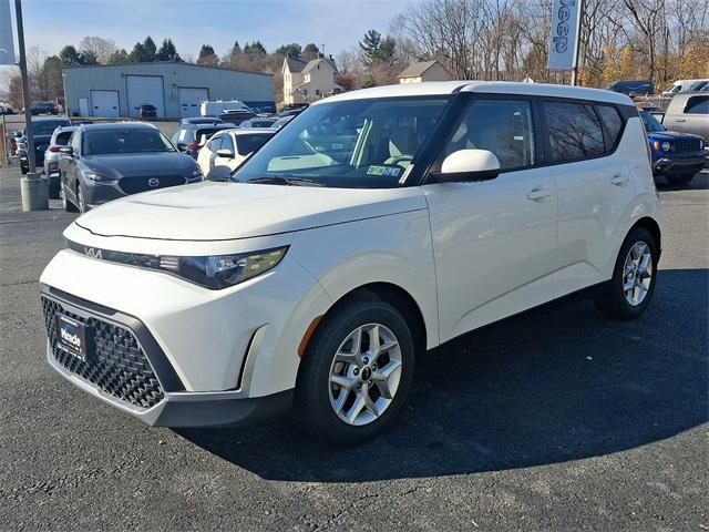 used 2023 Kia Soul car, priced at $17,293