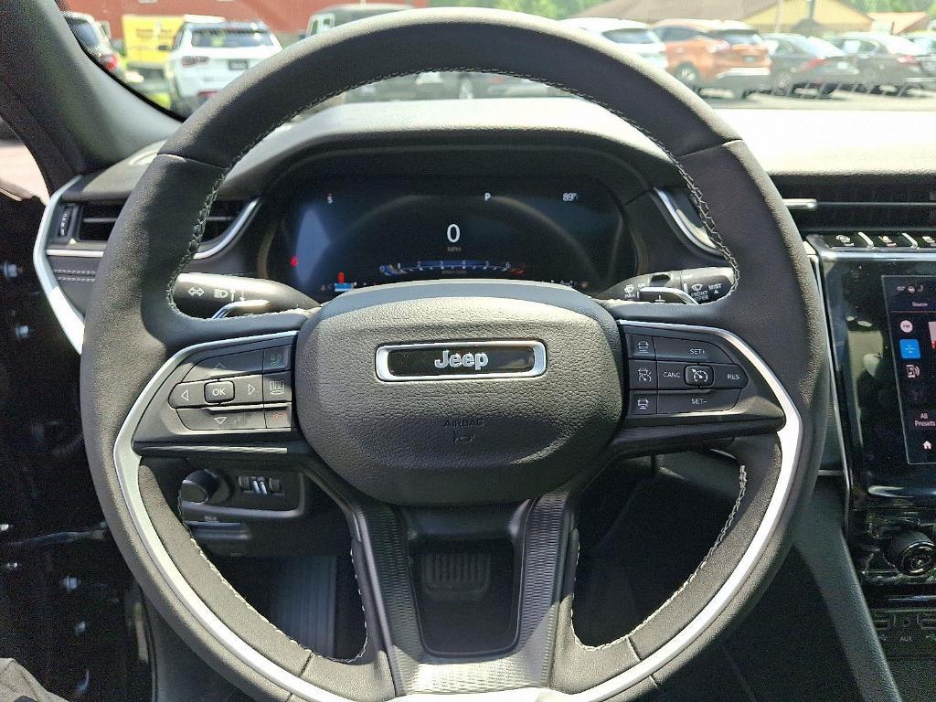 new 2025 Jeep Grand Cherokee L car, priced at $44,909