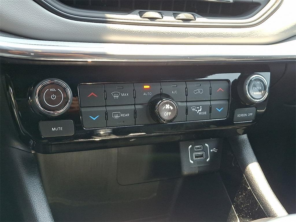 used 2023 Jeep Compass car, priced at $26,278