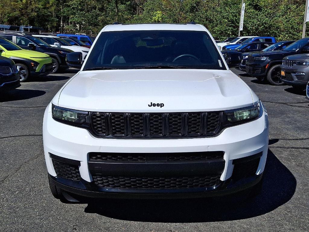 used 2023 Jeep Grand Cherokee L car, priced at $32,995