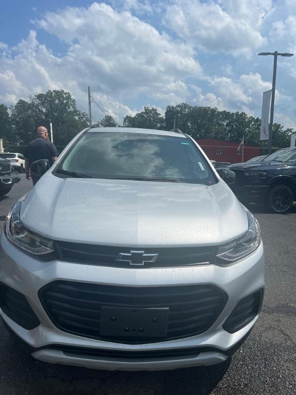 used 2022 Chevrolet Trax car, priced at $18,931