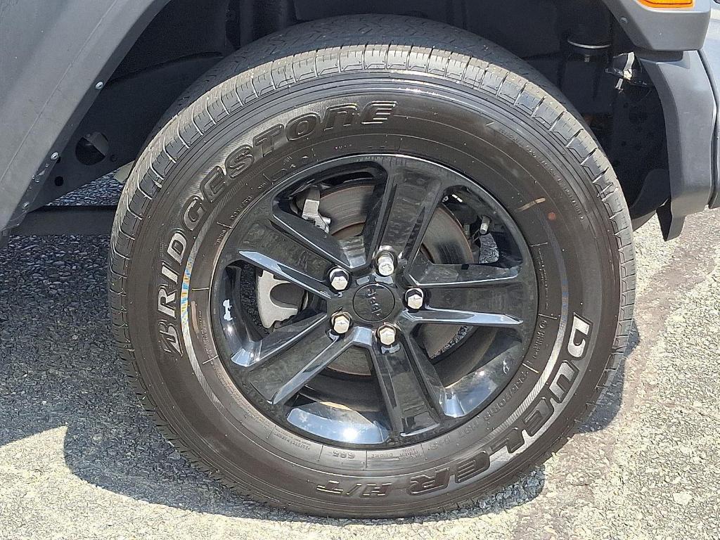 used 2022 Jeep Wrangler Unlimited car, priced at $31,544