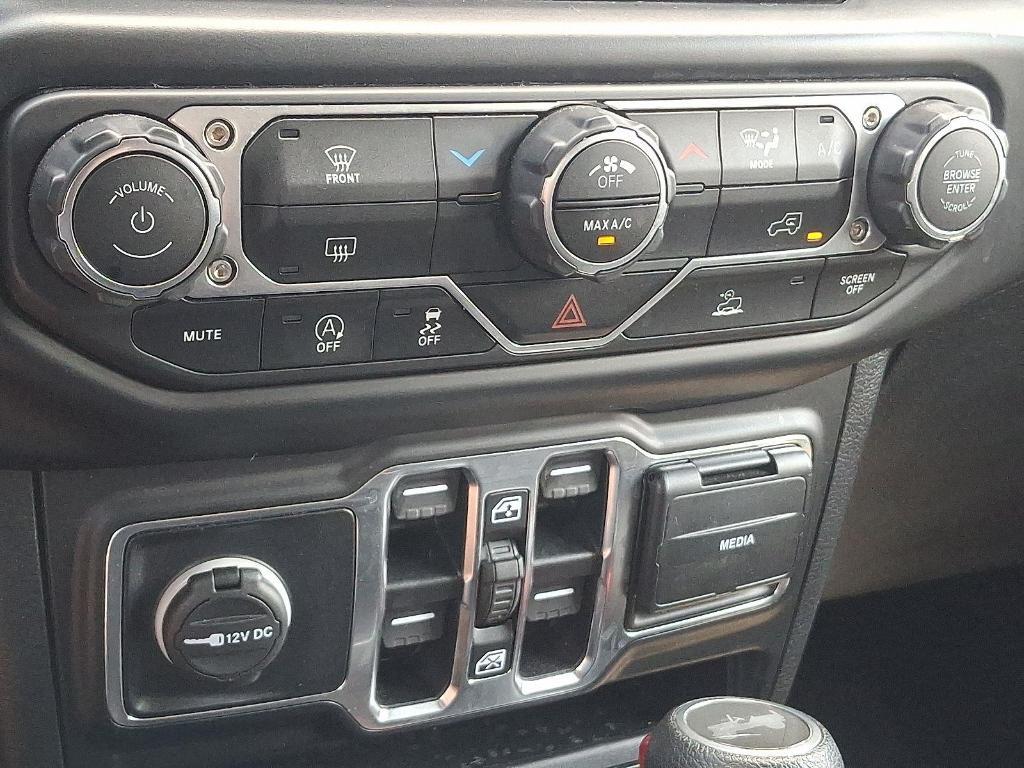 used 2022 Jeep Wrangler Unlimited car, priced at $31,544