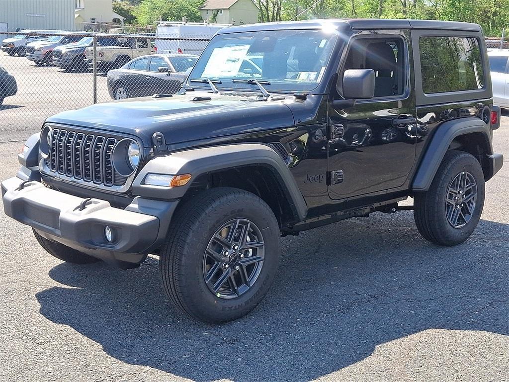 new 2025 Jeep Wrangler car, priced at $43,704