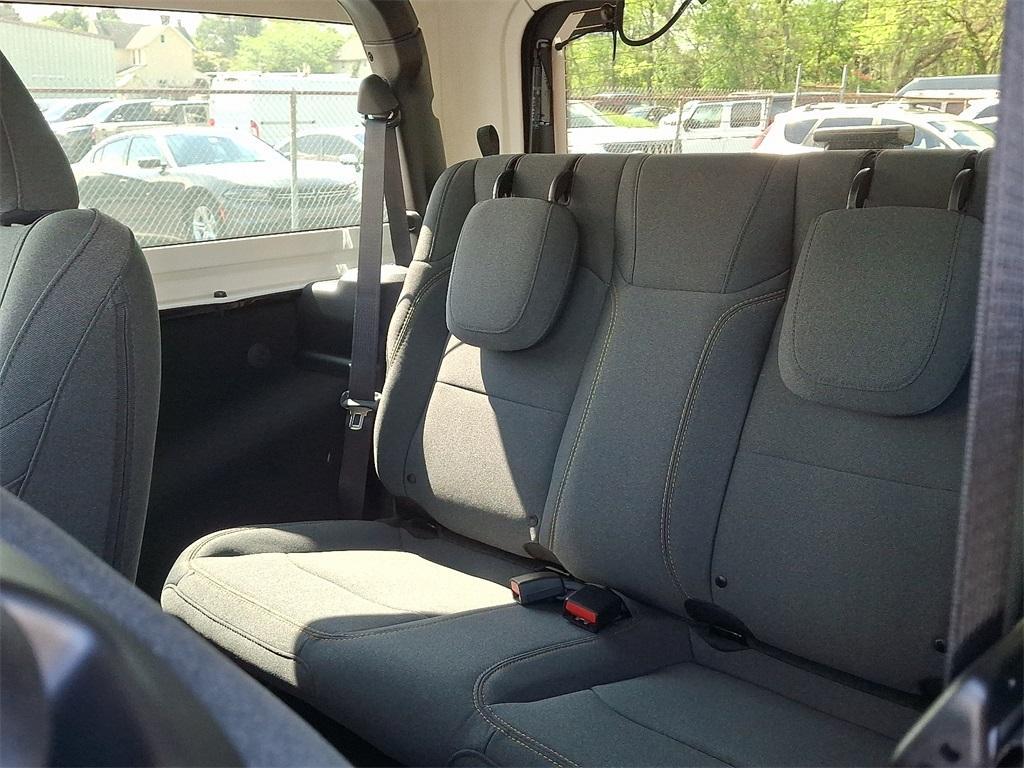 new 2025 Jeep Wrangler car, priced at $43,704