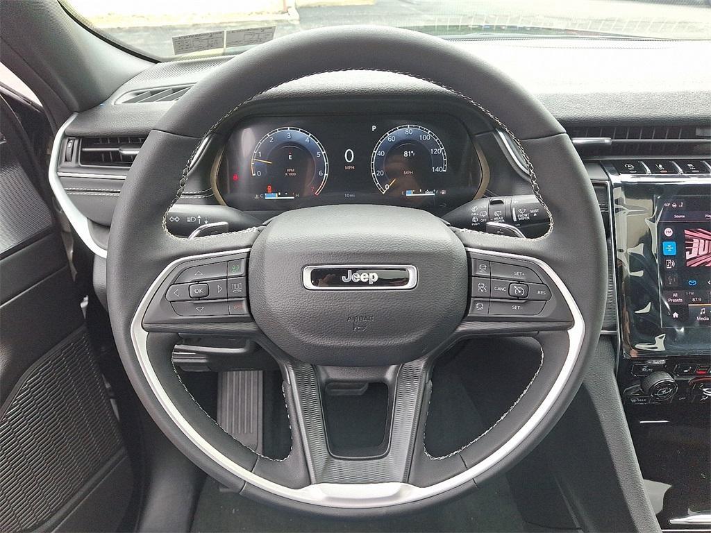new 2025 Jeep Grand Cherokee car, priced at $43,586