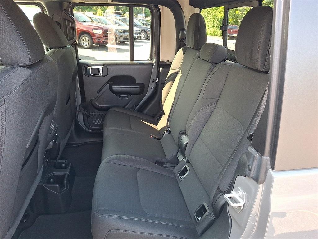used 2021 Jeep Gladiator car, priced at $31,423