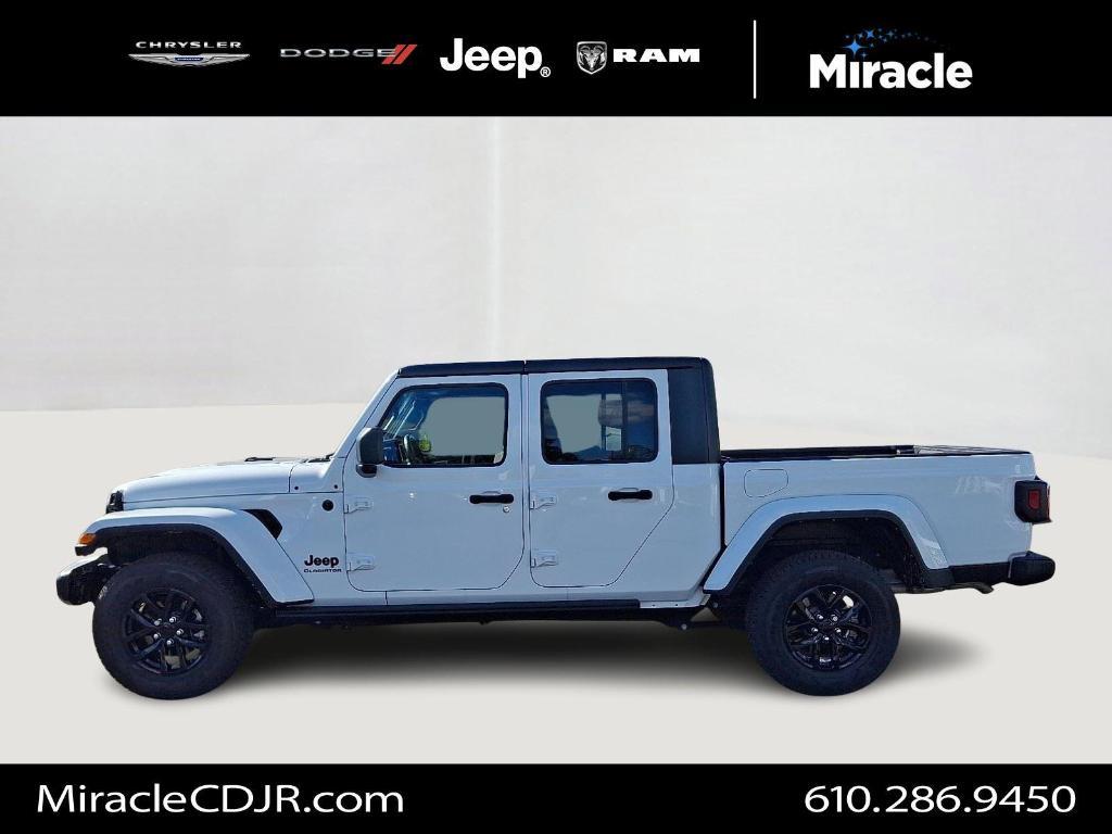 used 2022 Jeep Gladiator car, priced at $31,995