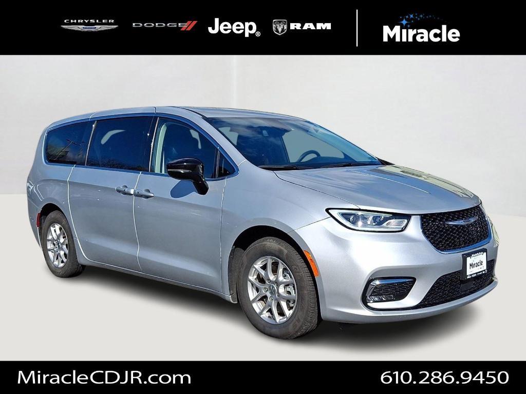 used 2024 Chrysler Pacifica car, priced at $29,985