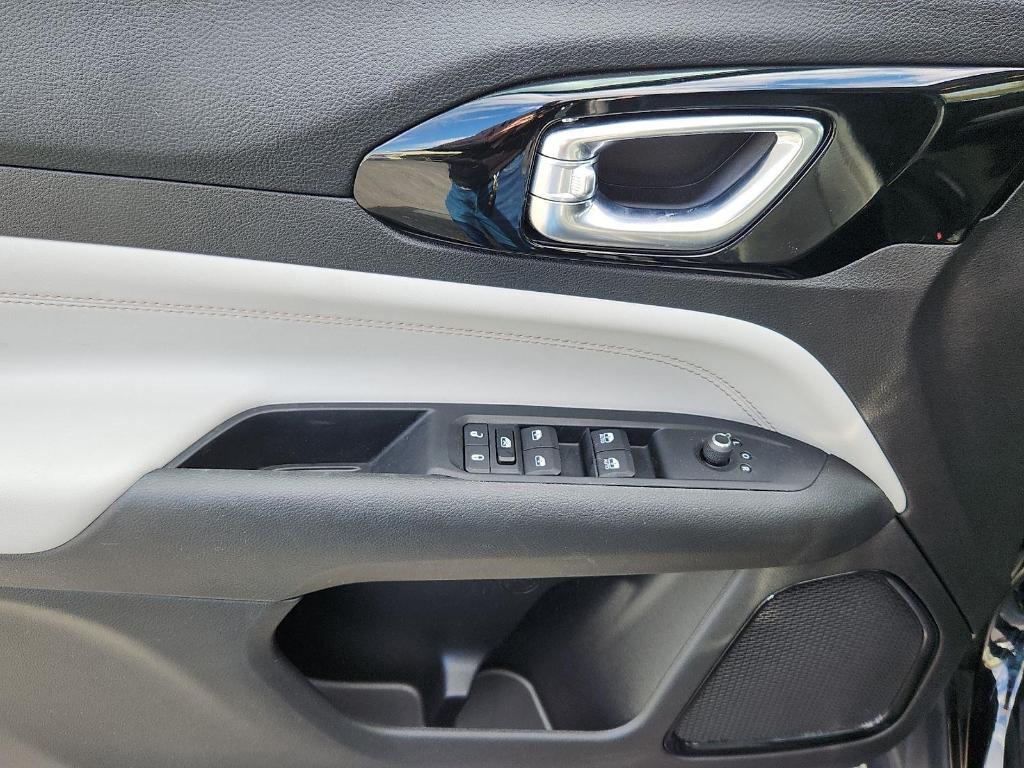 used 2022 Jeep Compass car, priced at $22,070