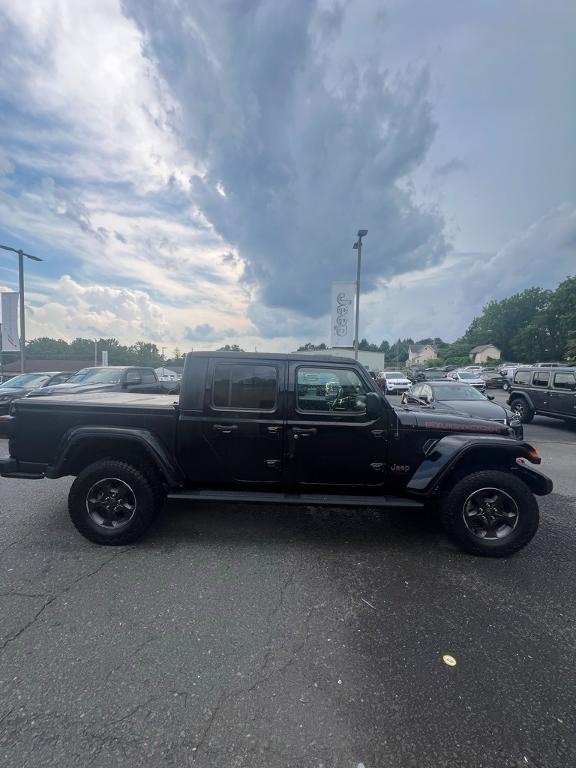 used 2021 Jeep Gladiator car, priced at $38,522