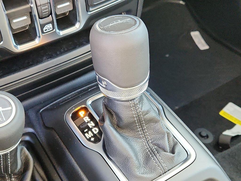 new 2025 Jeep Gladiator car, priced at $44,259