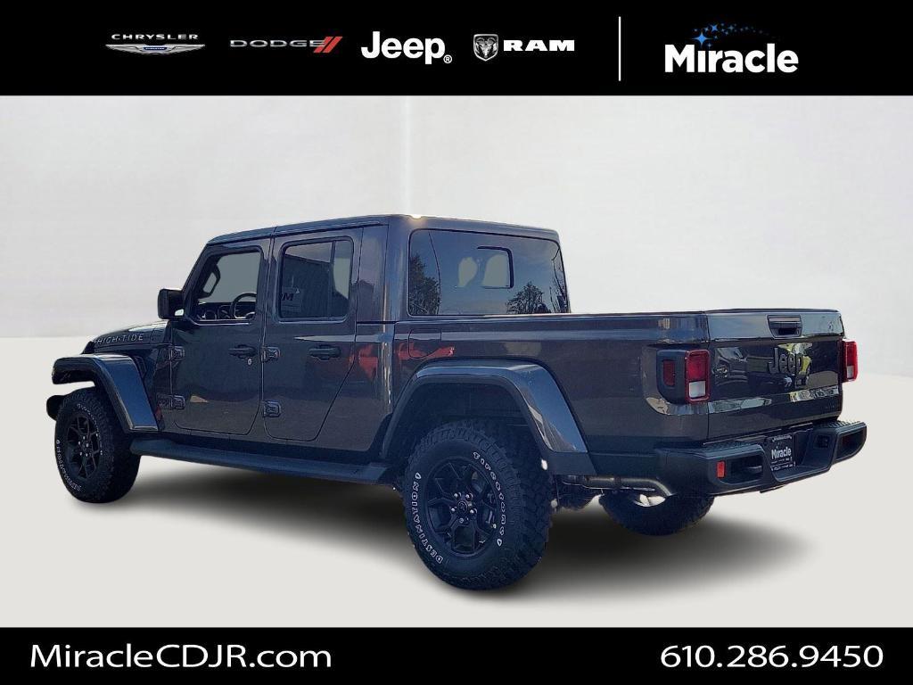 new 2025 Jeep Gladiator car, priced at $44,259