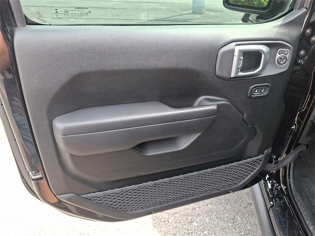 used 2022 Jeep Wrangler Unlimited car, priced at $32,995