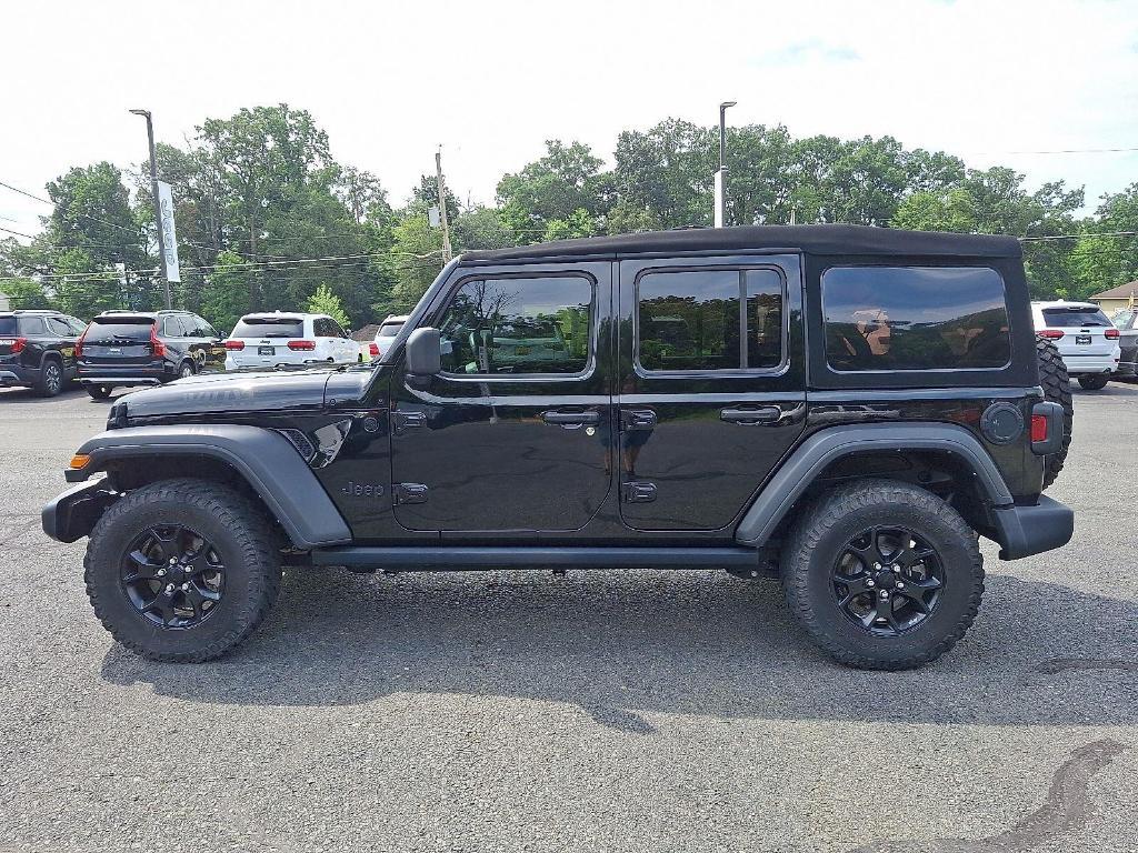 used 2022 Jeep Wrangler Unlimited car, priced at $31,558