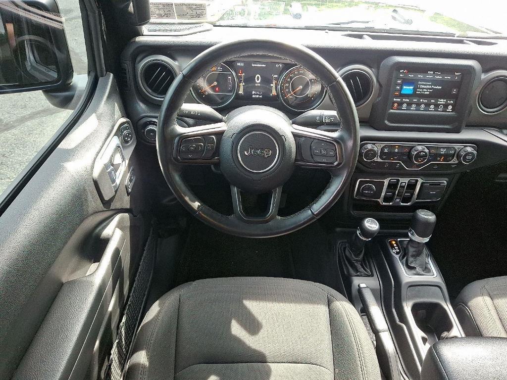 used 2022 Jeep Wrangler Unlimited car, priced at $31,558