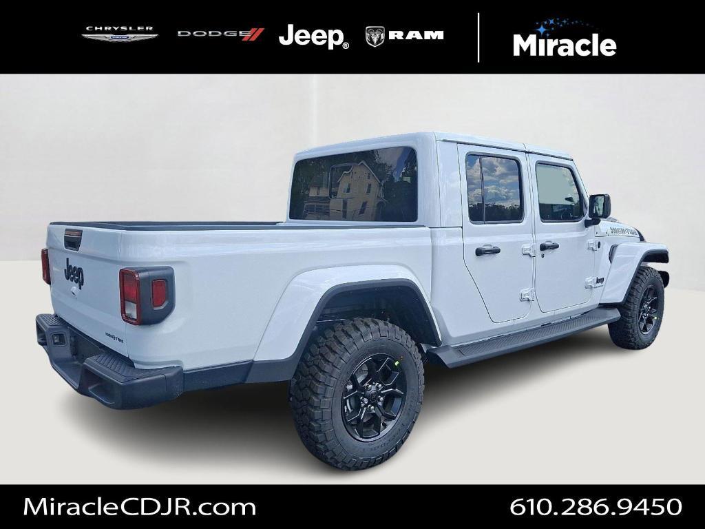 new 2025 Jeep Gladiator car, priced at $43,723