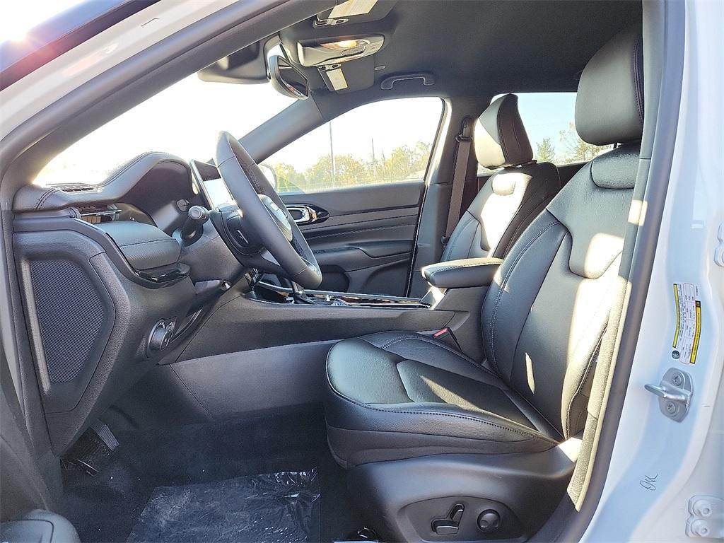 new 2026 Jeep Compass car, priced at $34,495