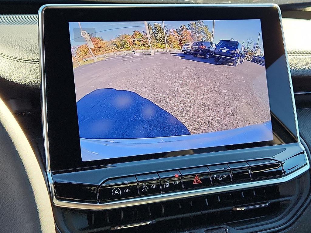 new 2026 Jeep Compass car, priced at $33,995