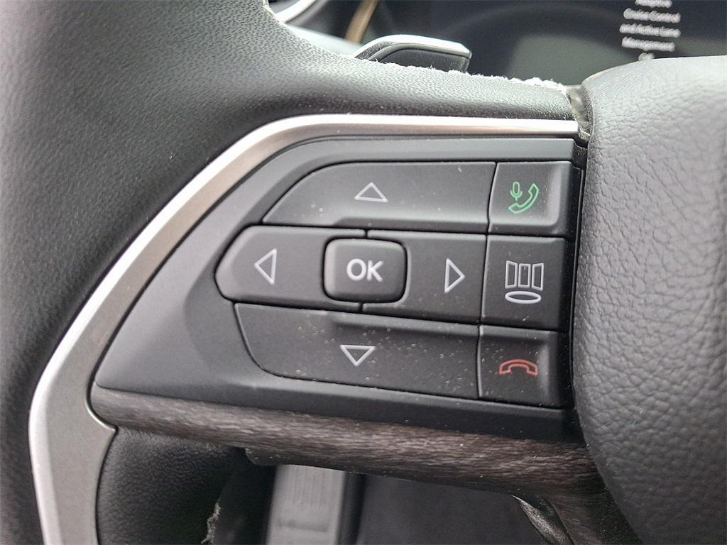 new 2025 Jeep Grand Cherokee L car, priced at $51,885