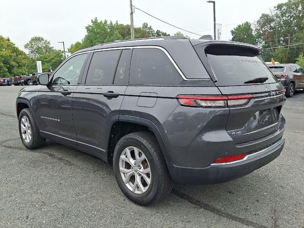 used 2022 Jeep Grand Cherokee car, priced at $29,995