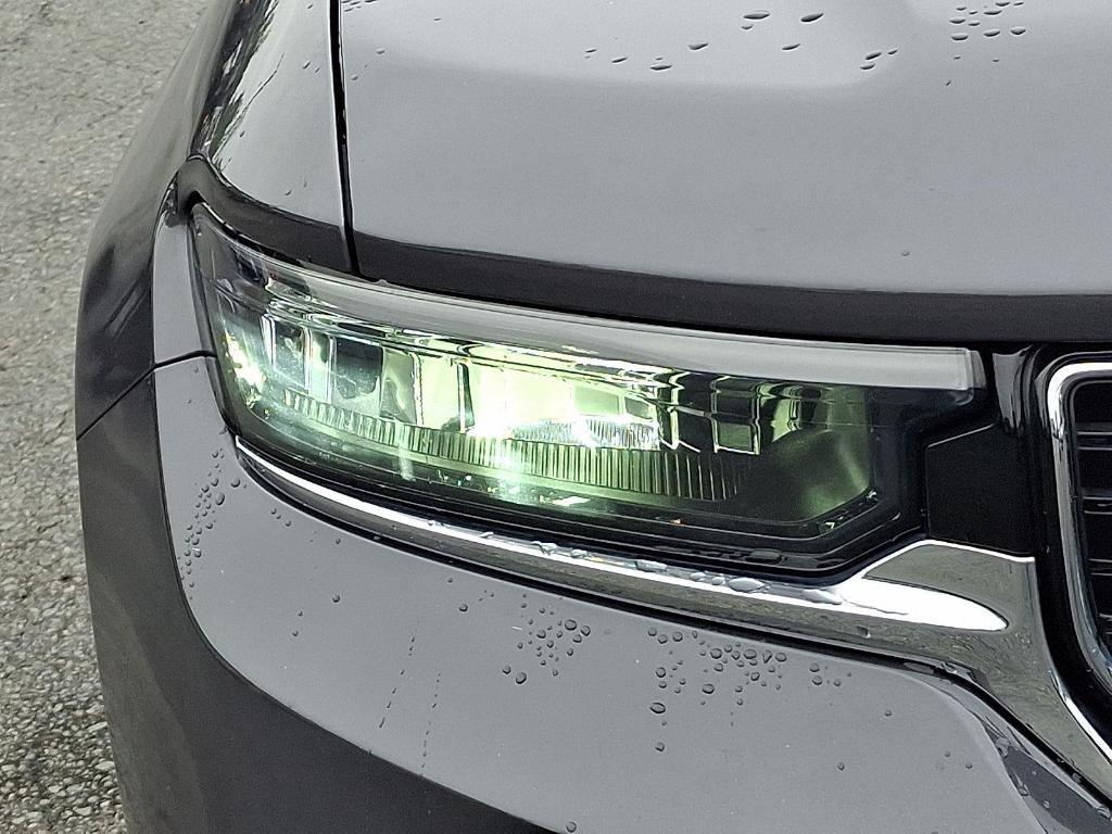 used 2022 Jeep Grand Cherokee car, priced at $29,995