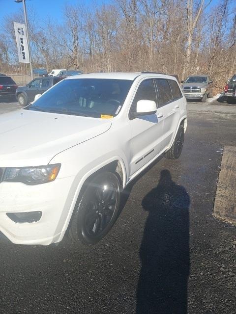 used 2018 Jeep Grand Cherokee car, priced at $18,847