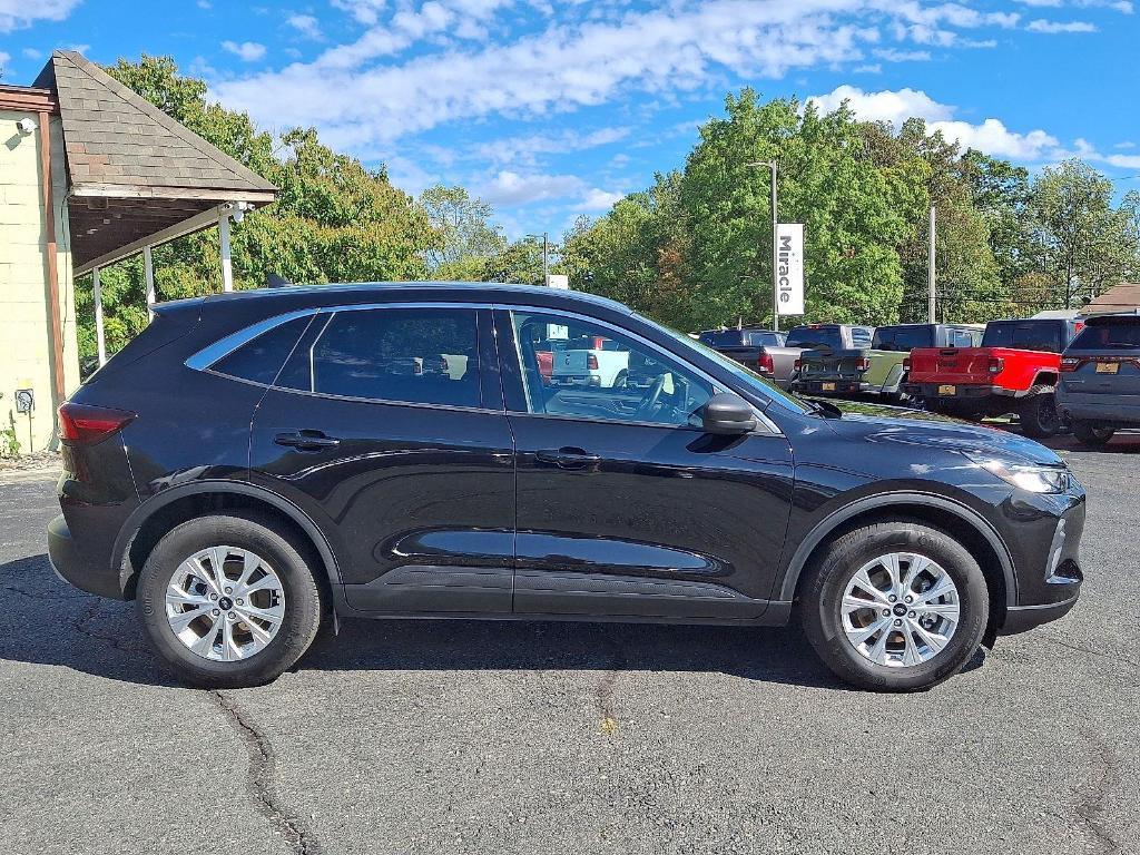 used 2023 Ford Escape car, priced at $23,226