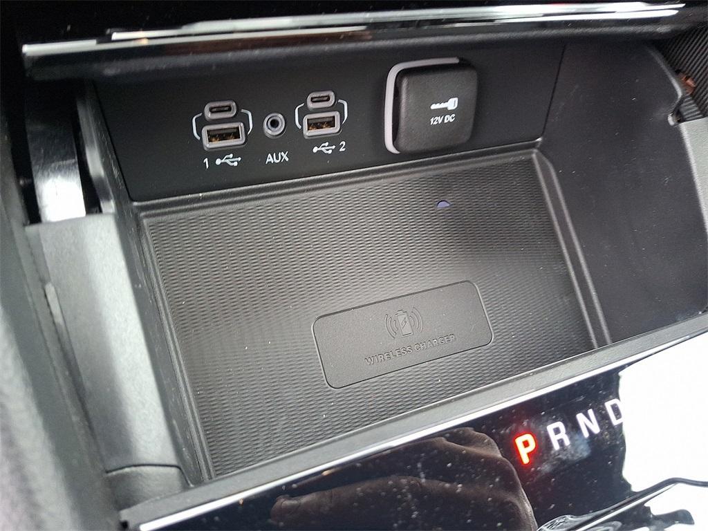 new 2025 Jeep Grand Cherokee car, priced at $41,566
