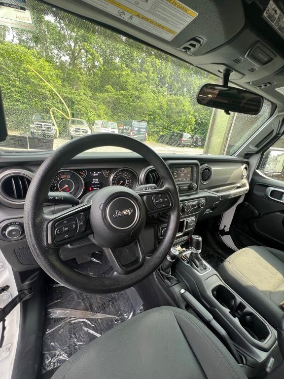 used 2021 Jeep Wrangler Unlimited car, priced at $32,477