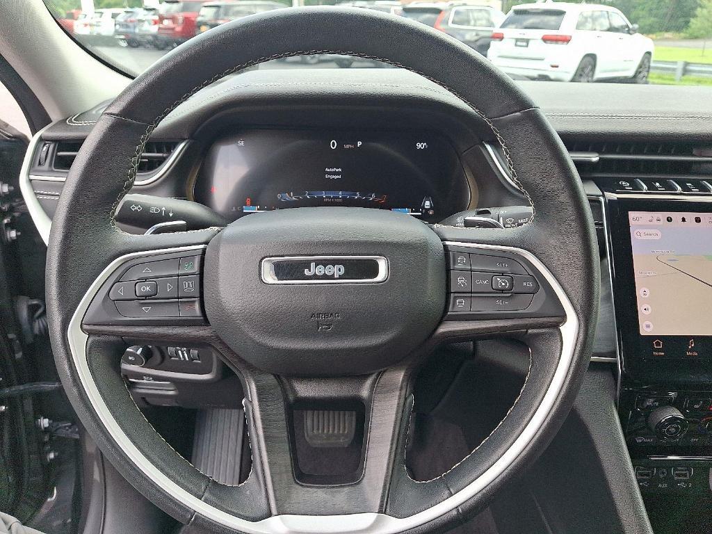 used 2022 Jeep Grand Cherokee car, priced at $31,239