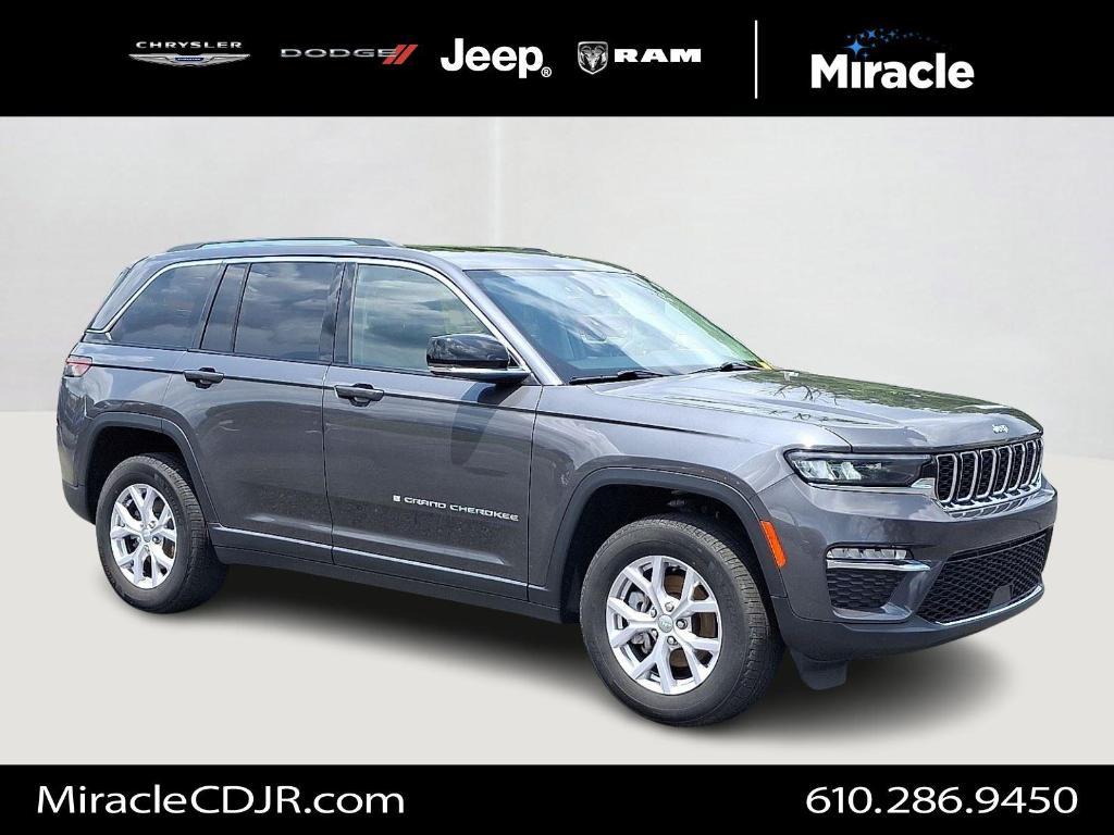 used 2022 Jeep Grand Cherokee car, priced at $31,239