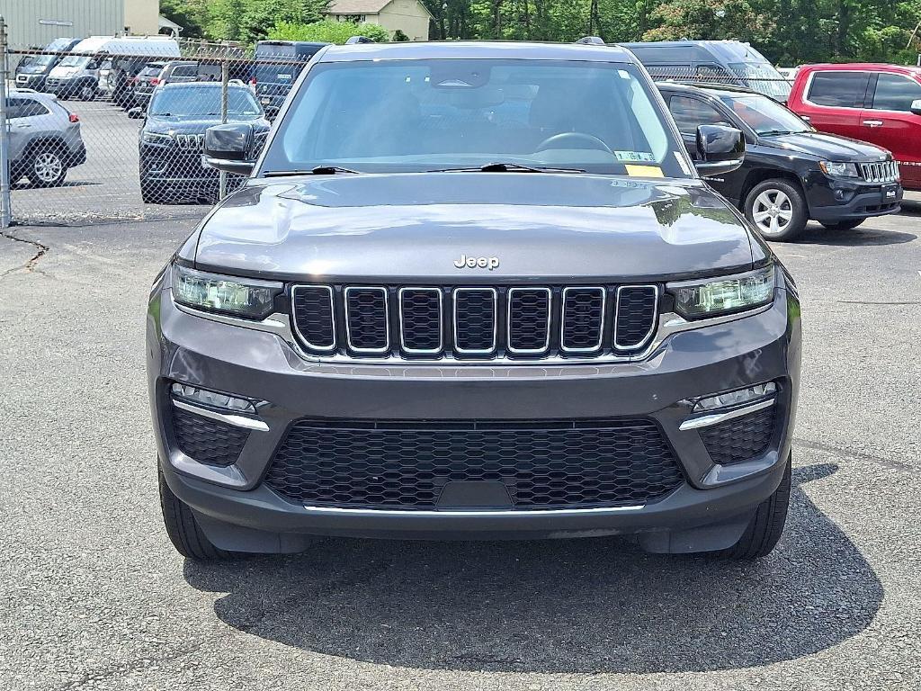 used 2022 Jeep Grand Cherokee car, priced at $31,239