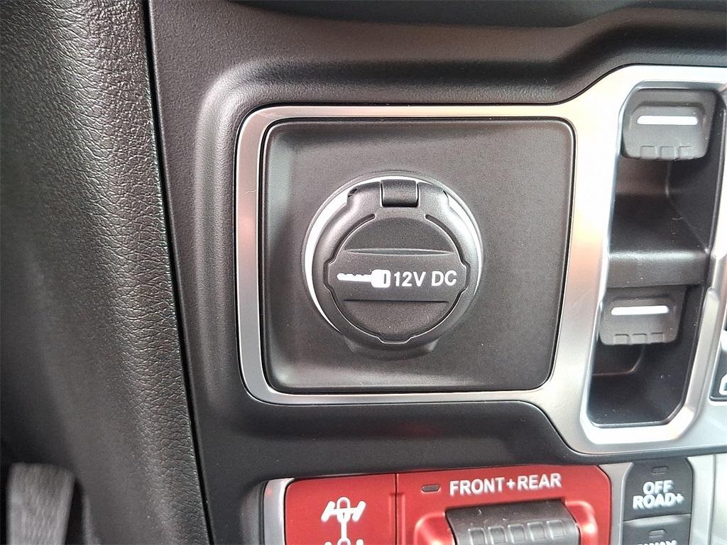 new 2025 Jeep Wrangler car, priced at $53,183