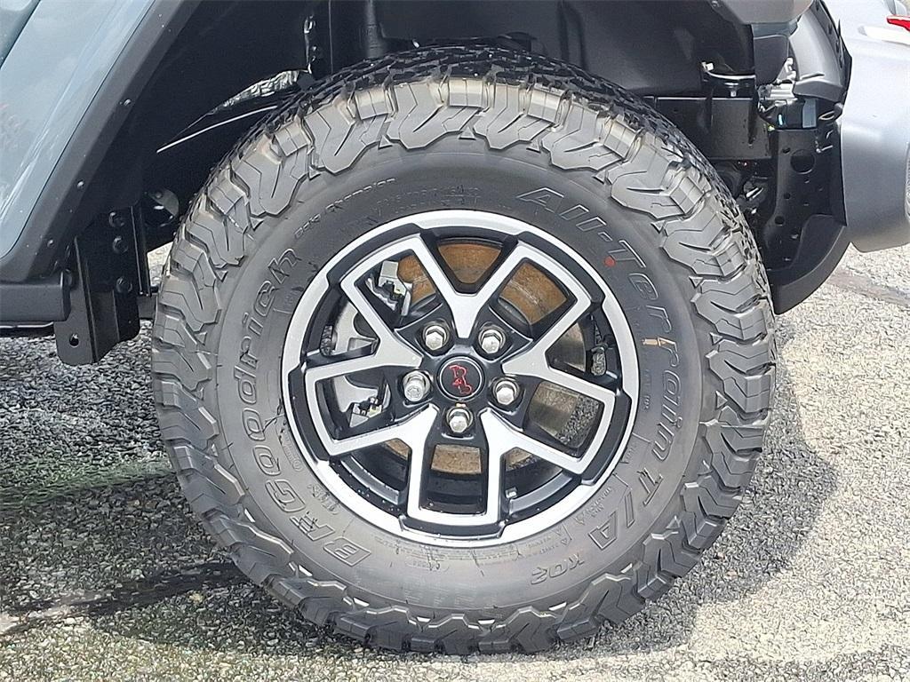 new 2025 Jeep Wrangler car, priced at $53,183