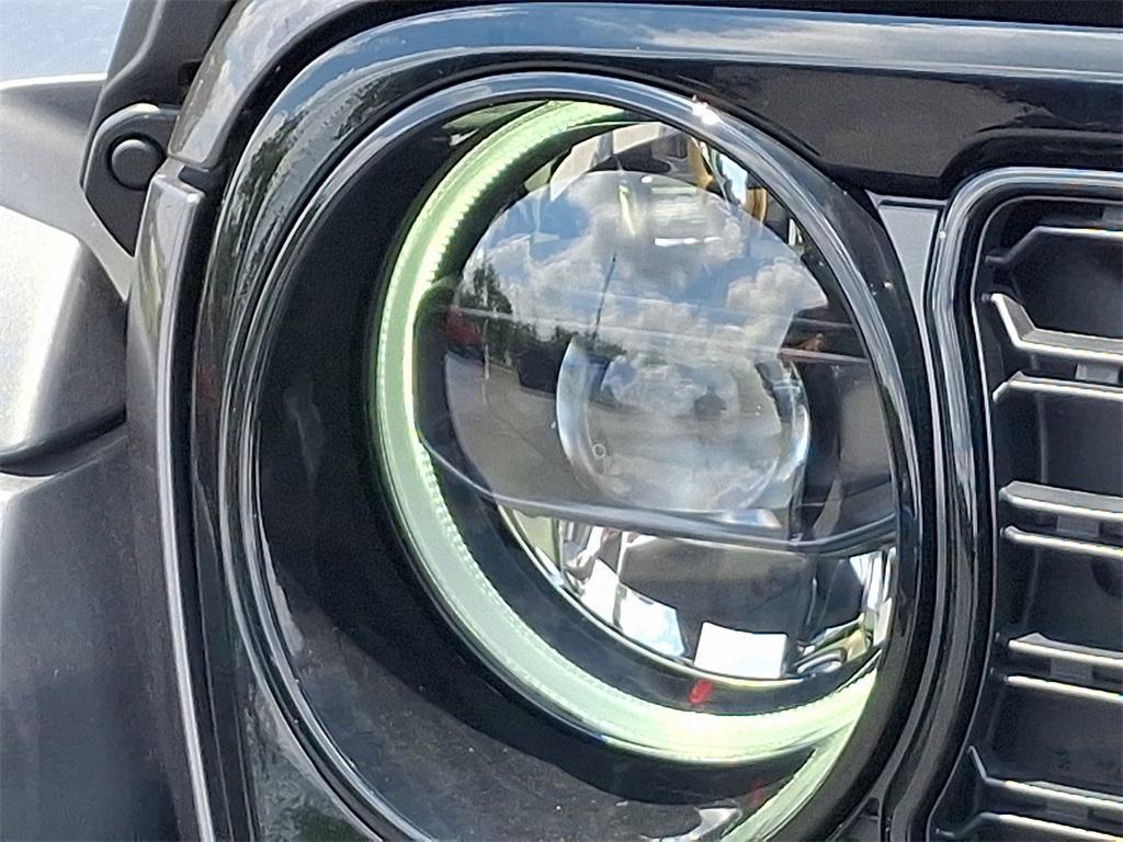 new 2025 Jeep Wrangler car, priced at $49,080