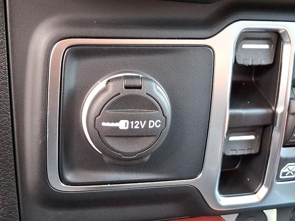 new 2025 Jeep Wrangler car, priced at $50,706