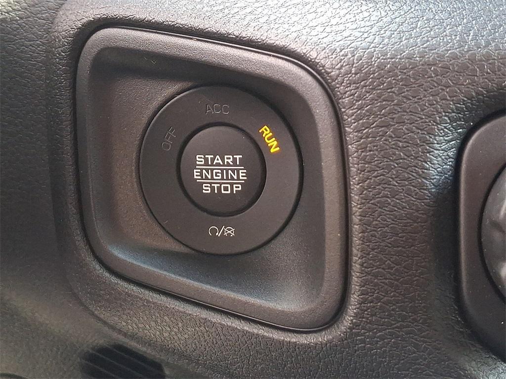 new 2025 Jeep Wrangler car, priced at $49,080