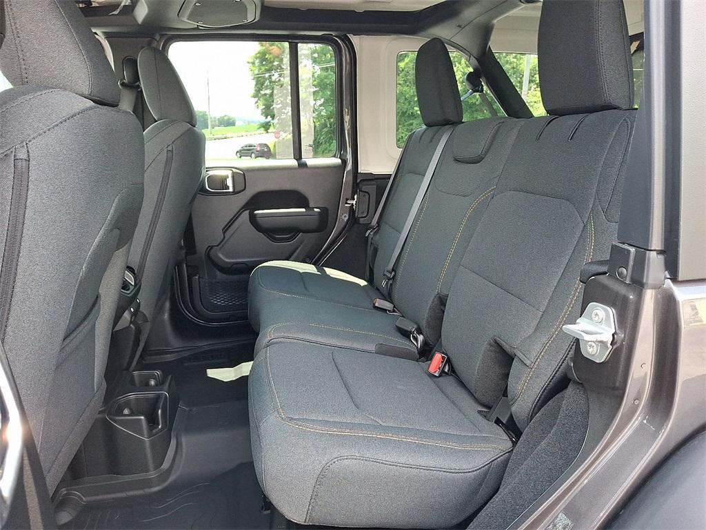 new 2025 Jeep Wrangler car, priced at $49,080