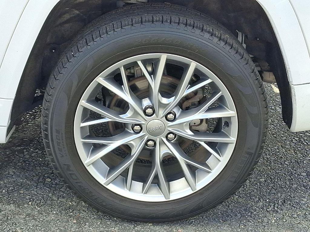 used 2023 Jeep Grand Cherokee car, priced at $43,699